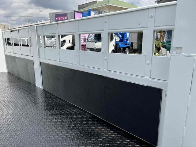 MITSUBISHI CANTER 2019 Image 31