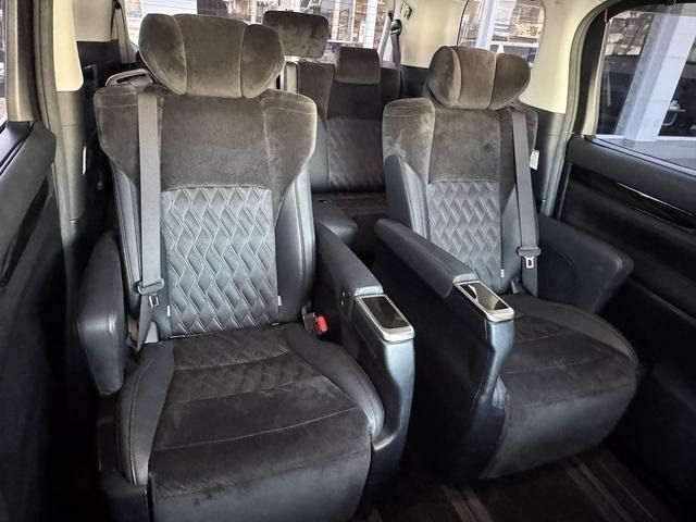 TOYOTA ALPHARD 2017 Image 31