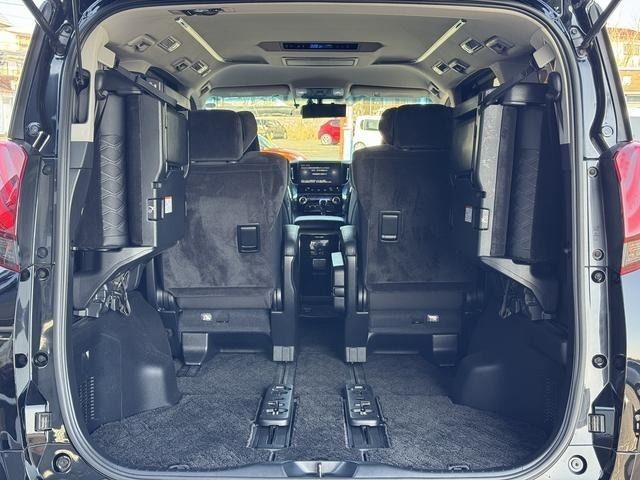 TOYOTA ALPHARD 2017 Image 31