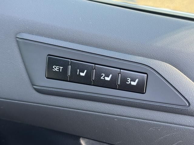 TOYOTA ALPHARD 2017 Image 31