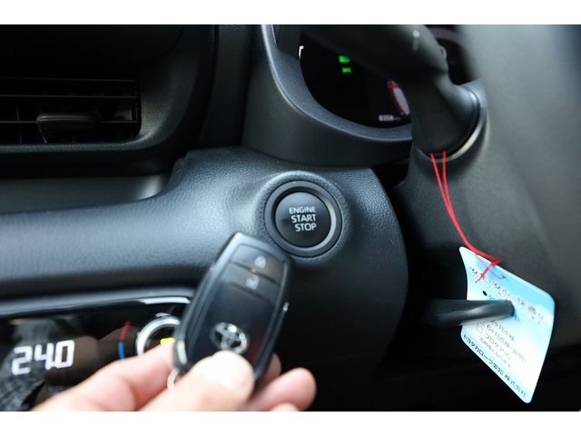 TOYOTA YARIS 2024 Image 31