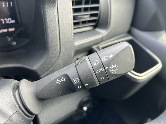 DAIHATSU HIJET CARGO 2023 Image 31