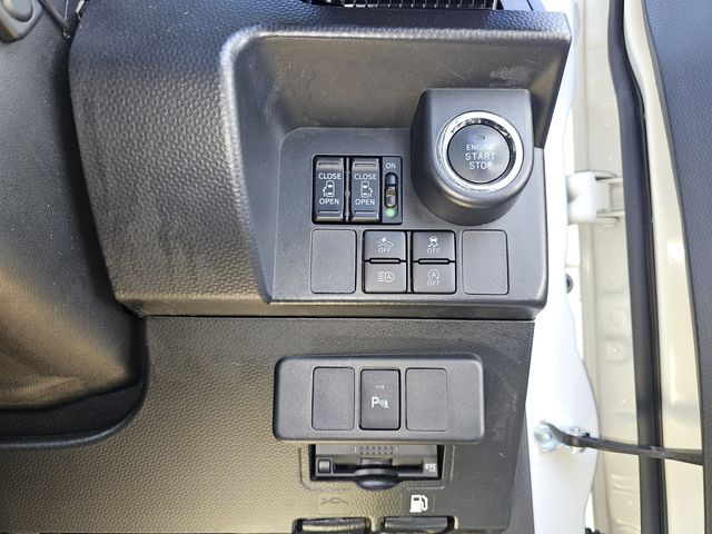 TOYOTA ROOMY 2020 Image 31