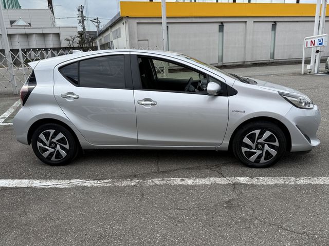 TOYOTA AQUA 2020 Image 31