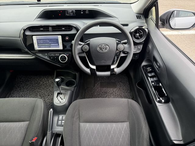 TOYOTA AQUA 2020 Image 31