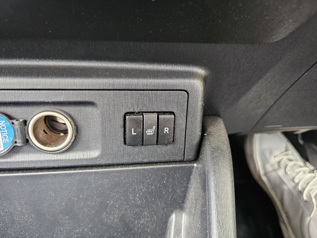 TOYOTA PRIUS ALPHA 2019 Image 31