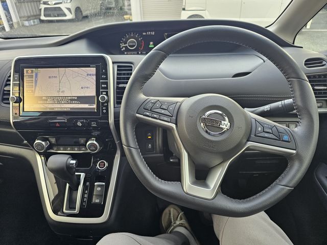 NISSAN SERENA  S-HYBRID 2017 Image 31