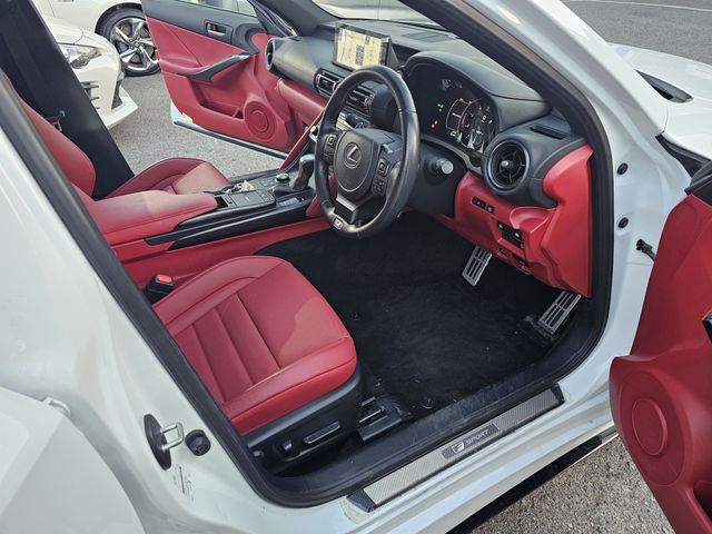 TOYOTA LEXUS IS300H 2023 Image 31