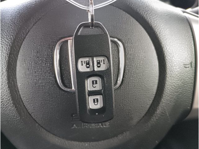 HONDA N BOX CUSTOM 2015 Image 31