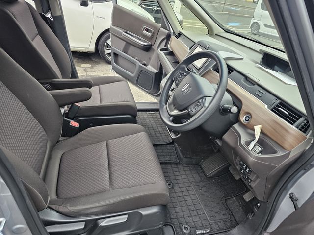 HONDA FREED PLUS 2021 Image 31