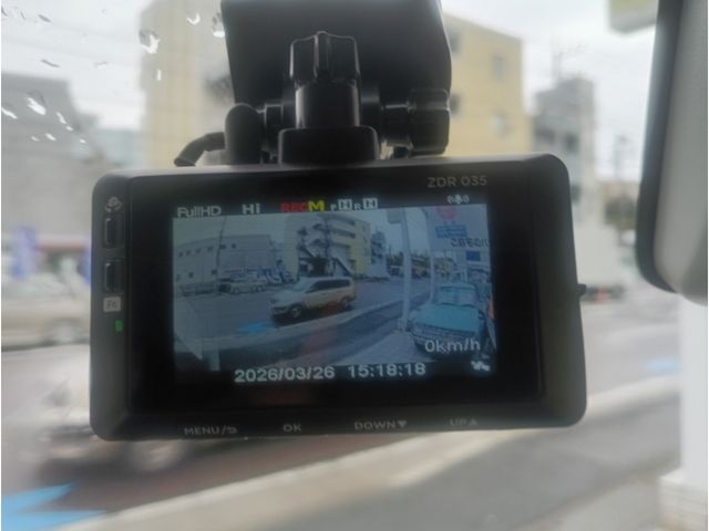 DAIHATSU TANTO CUSTOM 2015 Image 31