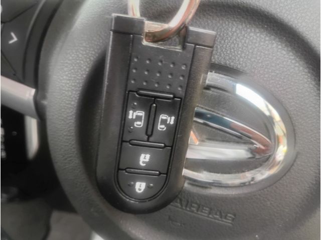 DAIHATSU TANTO CUSTOM 2015 Image 31