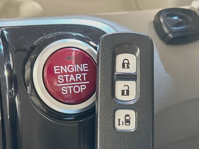 HONDA N BOX 2015 Image 31