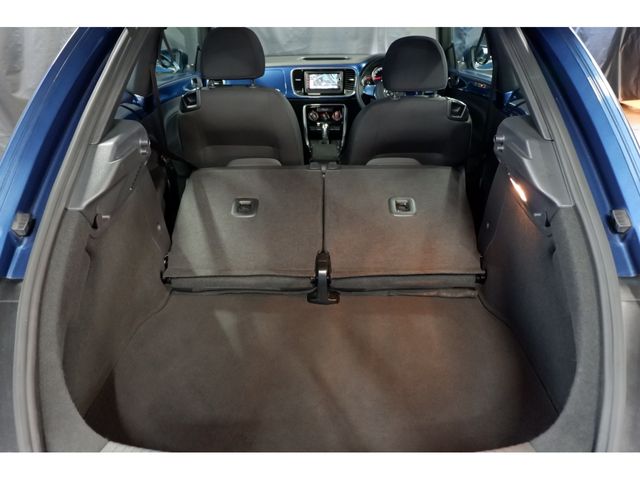 VOLKSWAGEN THE BEETL 2016 Image 31