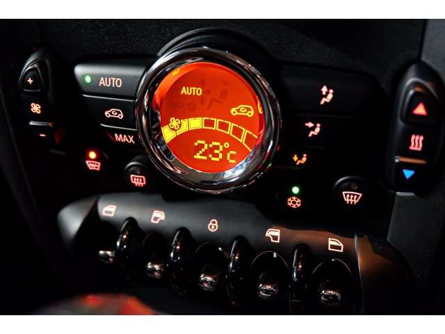 BMW MINI COOPER S CR 2012 Image 31