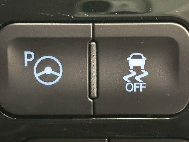 TOYOTA PRIUS 2019 Image 31