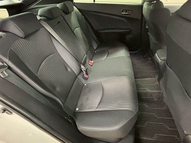 TOYOTA PRIUS 2019 Image 31