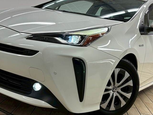TOYOTA PRIUS 2019 Image 31