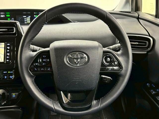 TOYOTA PRIUS 2019 Image 31