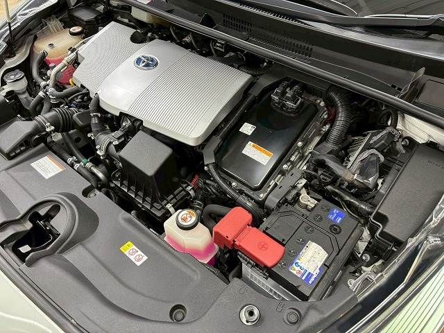 TOYOTA PRIUS 2019 Image 31