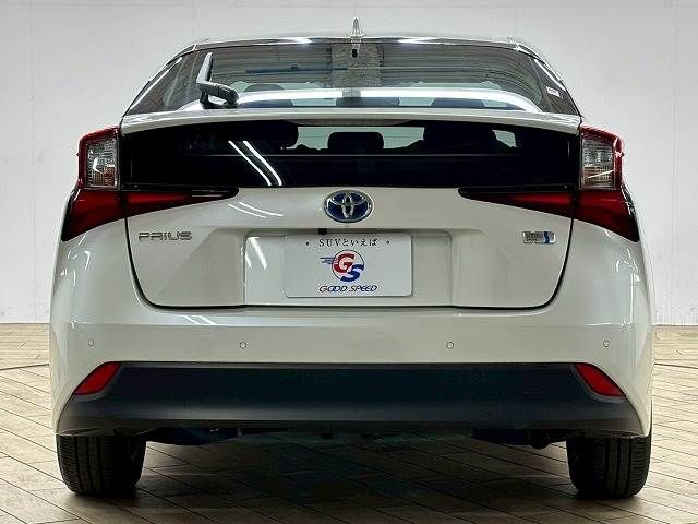 TOYOTA PRIUS 2019 Image 31