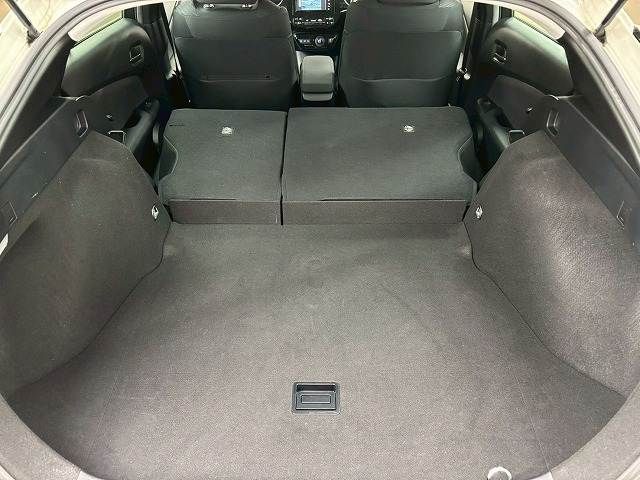 TOYOTA PRIUS 2019 Image 31