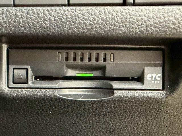 TOYOTA HARRIER 2WD 2021 Image 31