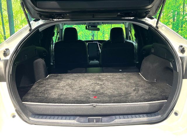 TOYOTA PRIUS PHV 2018 Image 31