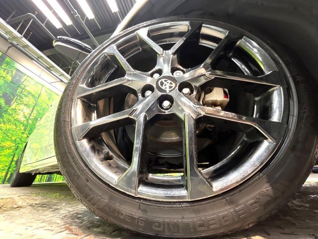 TOYOTA PRIUS PHV 2018 Image 31