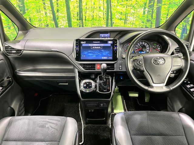 TOYOTA VOXY 2021 Image 31