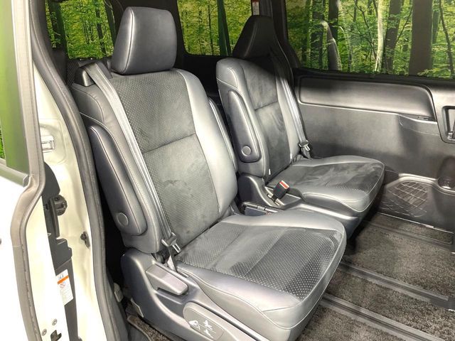 TOYOTA VOXY 2021 Image 31