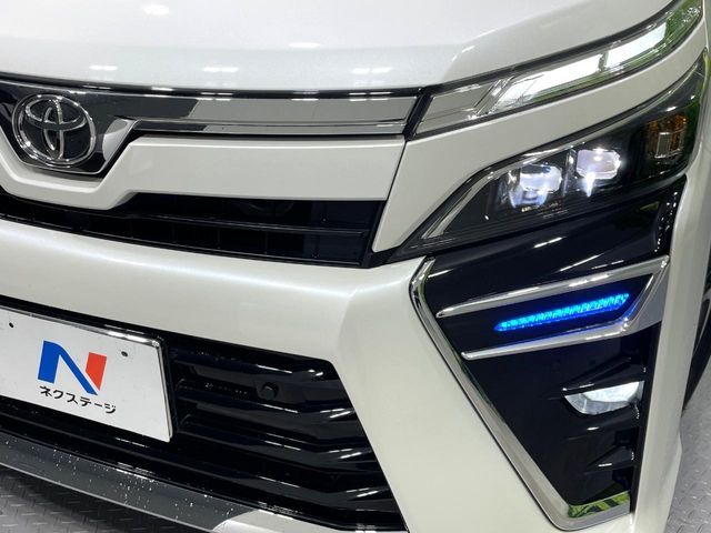 TOYOTA VOXY 2021 Image 31