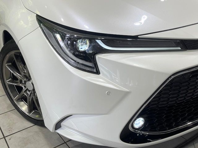 TOYOTA COROLLA SEDAN HYBRID 2019 Image 31