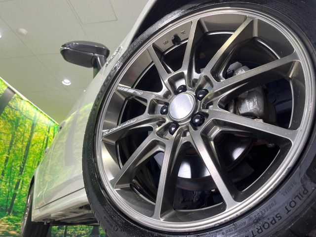 TOYOTA COROLLA SEDAN HYBRID 2019 Image 31