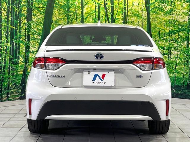 TOYOTA COROLLA SEDAN HYBRID 2019 Image 31