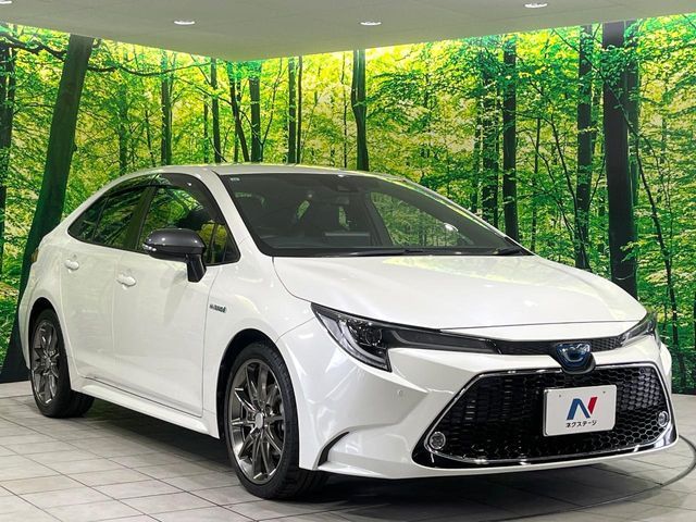 TOYOTA COROLLA SEDAN HYBRID 2019 Image 31