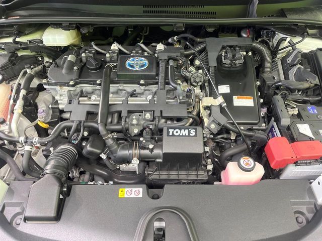 TOYOTA COROLLA SEDAN HYBRID 2019 Image 31