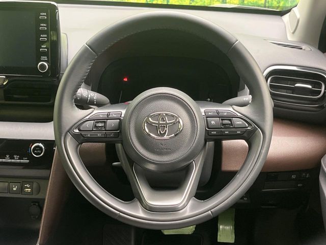 TOYOTA YARIS CROSS HYBRID 2021 Image 31