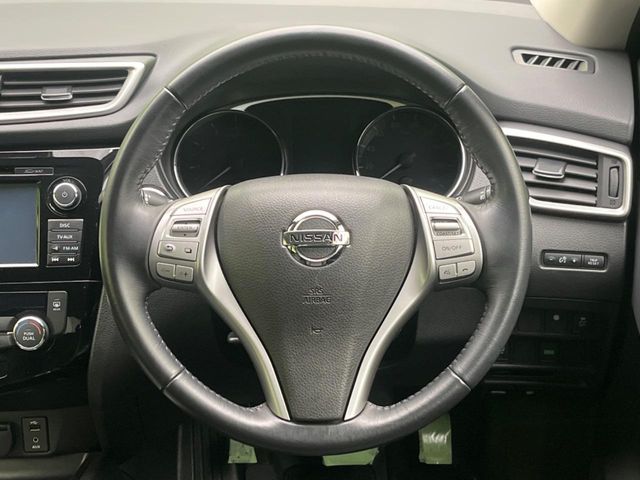 NISSAN X-TRAIL 2WD 2015 Image 31