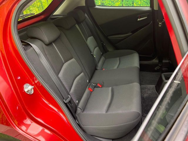 MAZDA DEMIO 2017 Image 31