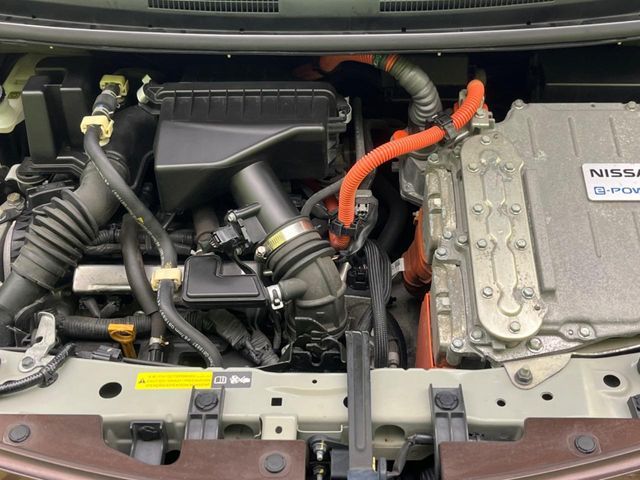 NISSAN NOTE 2017 Image 31