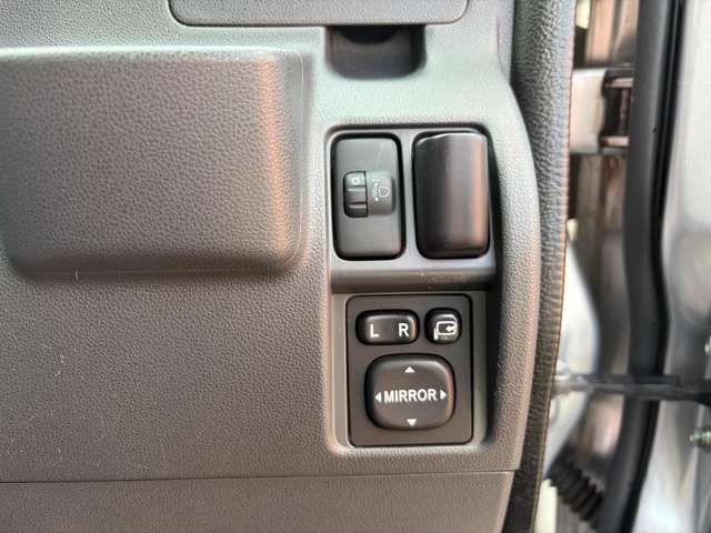 DAIHATSU HIJET CARGO 4WD 2012 Image 31