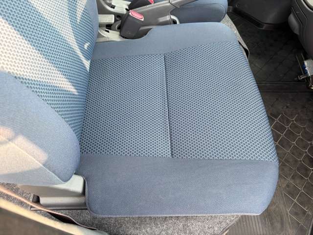 DAIHATSU HIJET CARGO 4WD 2012 Image 31