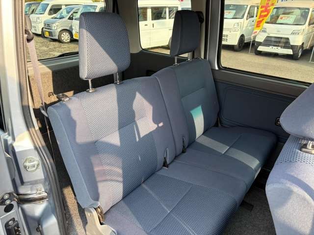 DAIHATSU HIJET CARGO 4WD 2012 Image 31