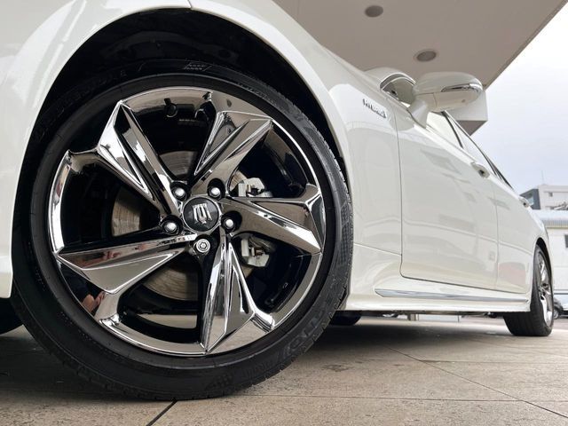 TOYOTA CROWN SEDAN HYBRID 2019 Image 31