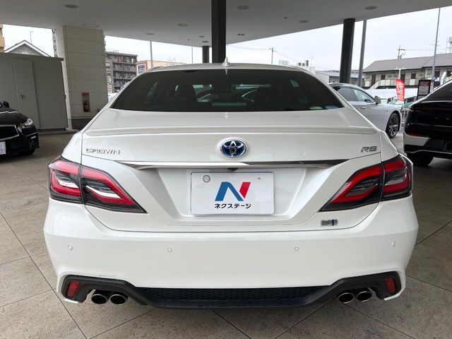 TOYOTA CROWN SEDAN HYBRID 2019 Image 31