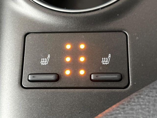 TOYOTA CAMRY HYBRID 2023 Image 31