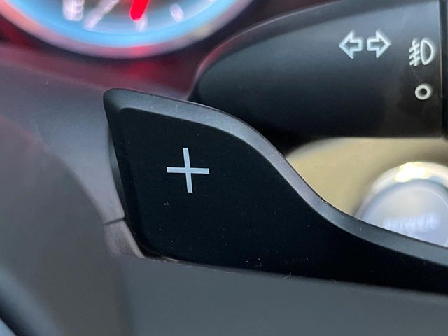 TOYOTA CROWN SEDAN HYBRID 2018 Image 31