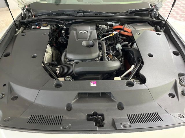 TOYOTA CROWN SEDAN HYBRID 2018 Image 31