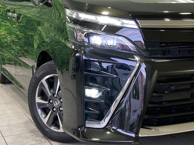 TOYOTA VOXY 2019 Image 31